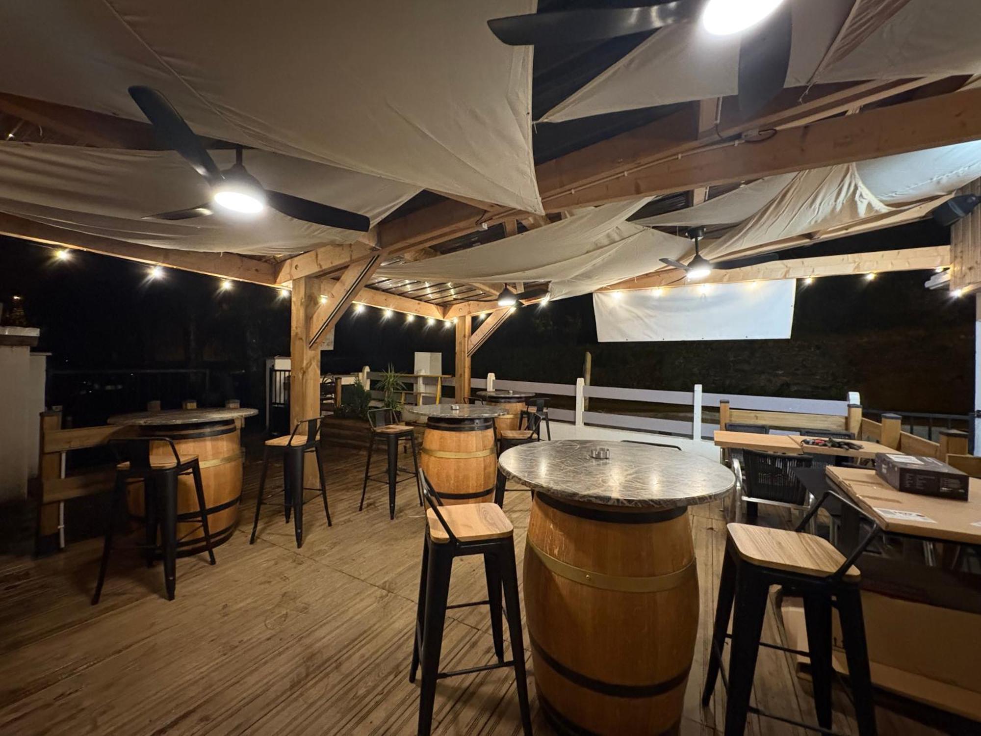 La Cheminee - Chambres D'Hotes Avec Bar-Restaurant Tardets-Sorholus Exteriér fotografie